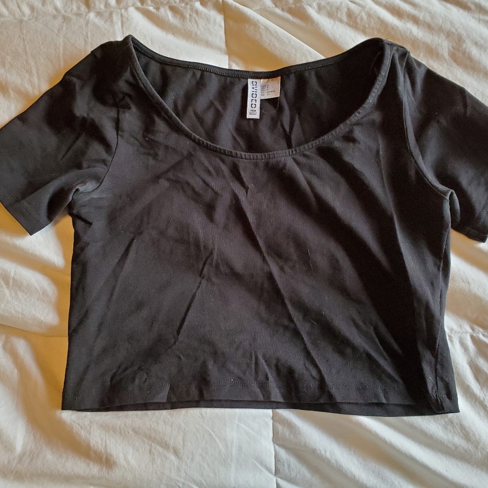 Black crop top